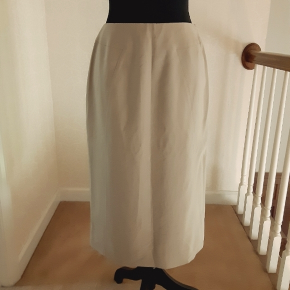 Talbots 37% Wool Lined Beige Skirt - Picture 1 of 9